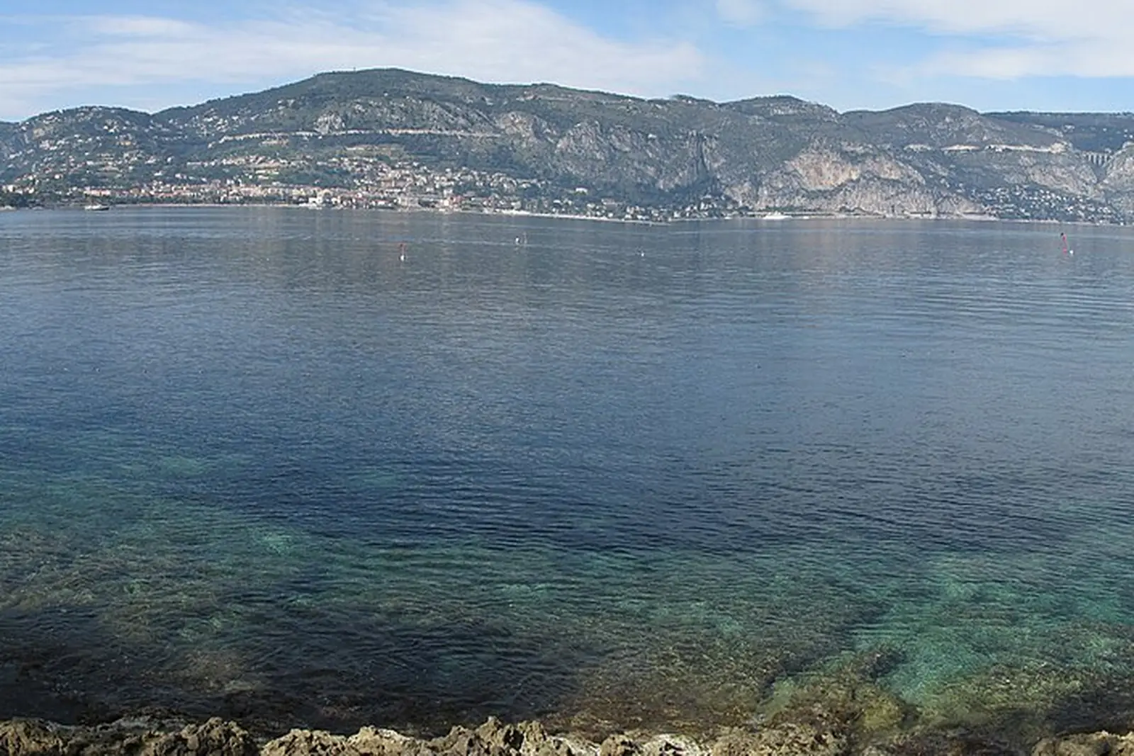 Villas de prestige et port de la presqu'île de Saint-Jean-Cap-Ferrat sur la Côte d'Azur